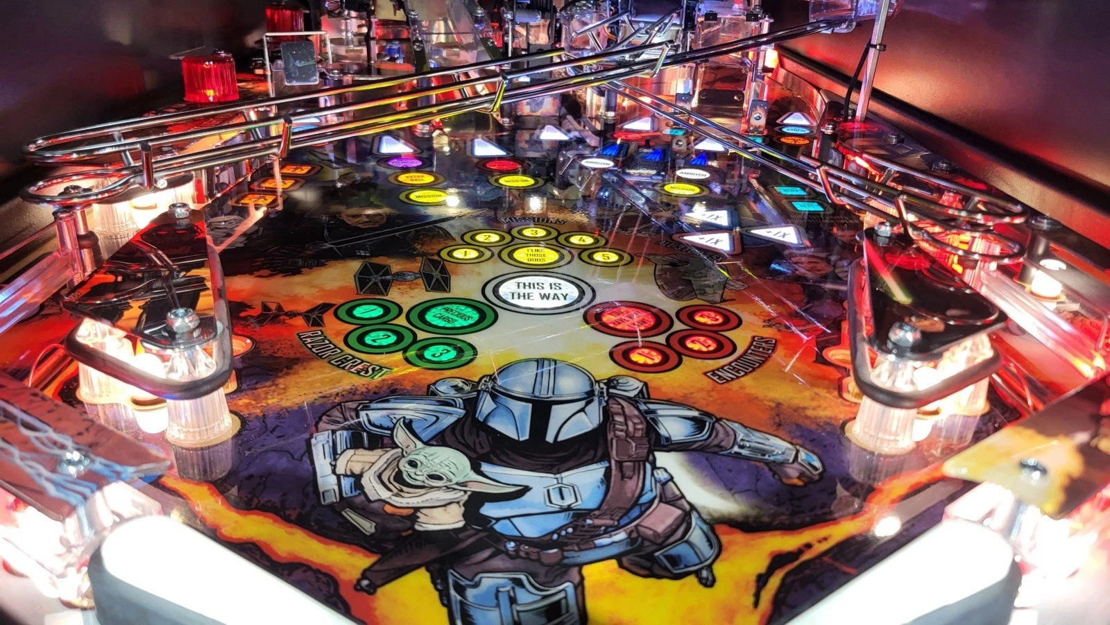 The Mandalorian Premium Edition Pinball - Image 6